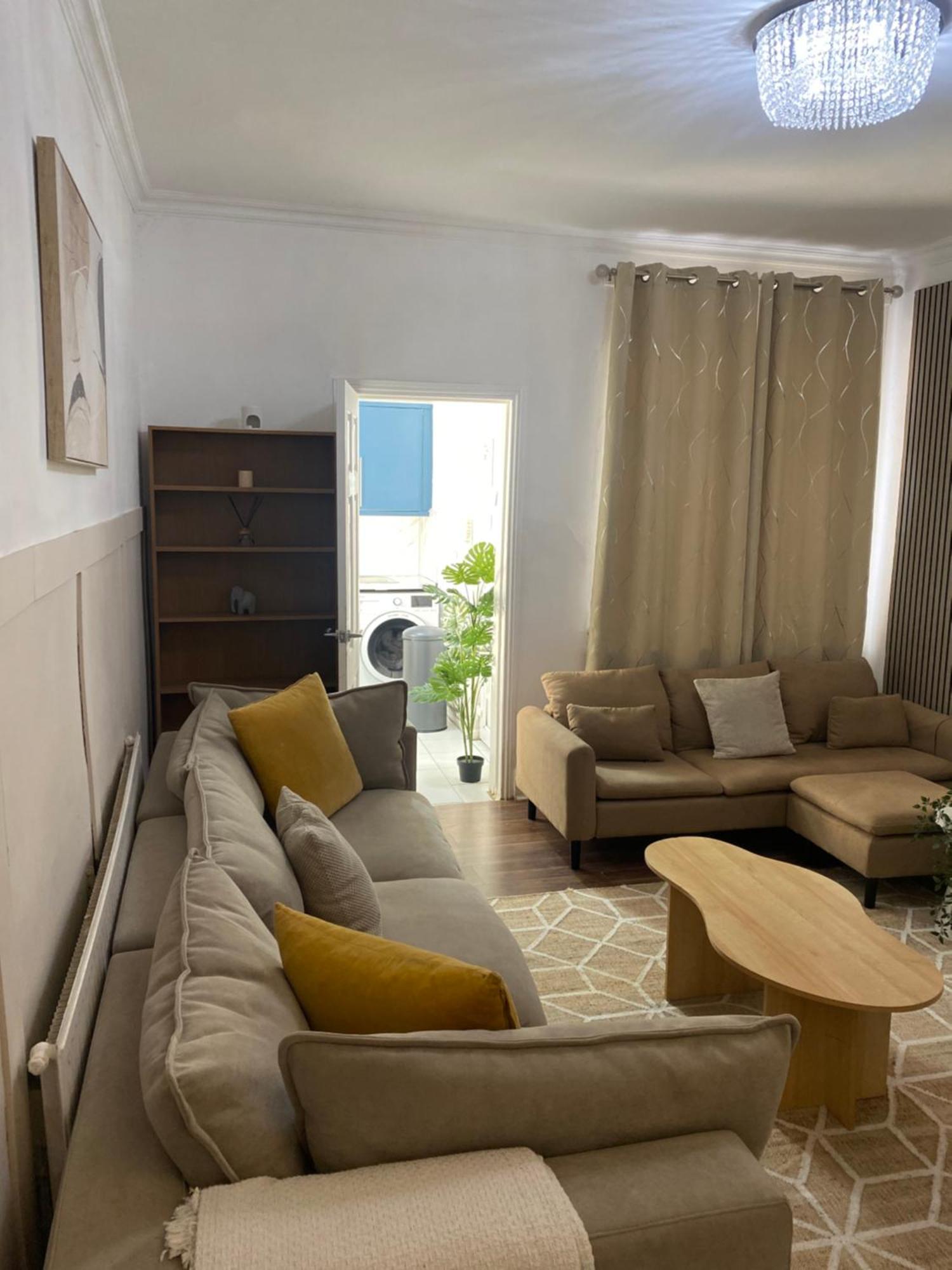 Modern Townhouse-Free Parking-Games Room-Fast W-Ifi Manchester Kültér fotó